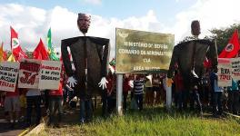 Protesters occupy the entrance to the Alcântara Launch Center. File Photo Courtesy Brasil de Fato