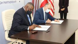 US Secretary of Defence Lloyd Austin (L) and Georgian Defense Minister Juansher Burchuladze signed a pact on Georgia Defense and Deterrence Enhancement Initiative, Tbilisi, Oct. 18, 2021 