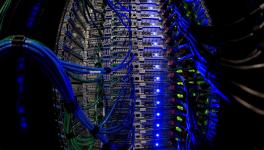 Servers and cables. Photo: Wikimedia Commons