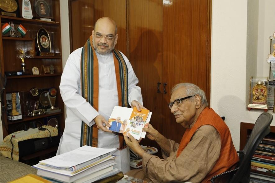 Amit Shah & Kuldip Nayar