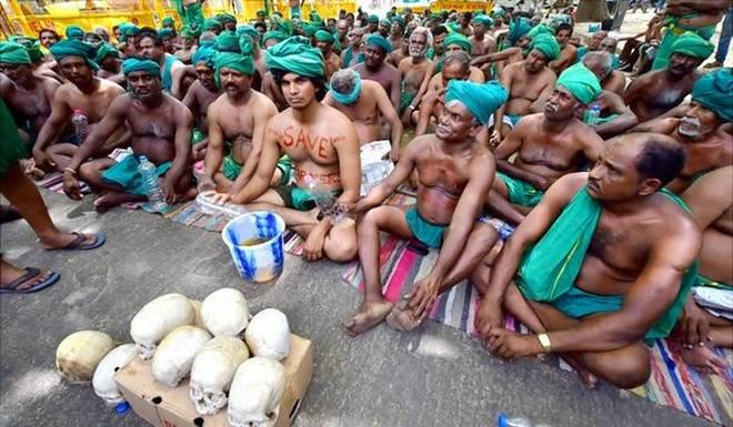 Tamil Nadu farmers' protest