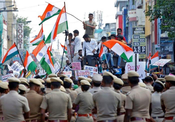 The protesters demanded that the state government