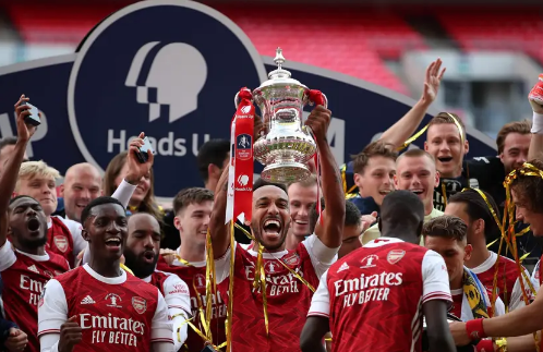 Arsenal win FA Cup beating Chelsea 2-1