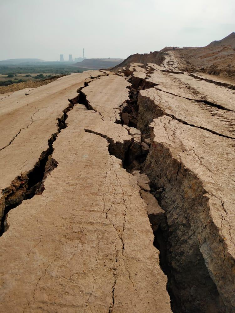 Gujarat: Land Rising Near Bhavnagar Mine; Villagers, Environmentalist Raise Alarm