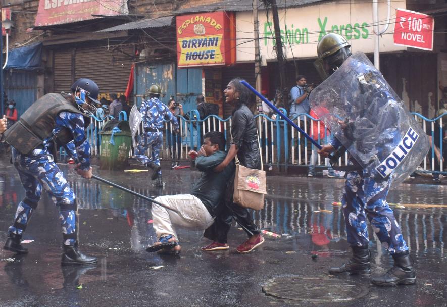 Police used water cannon on youth rally in west bengal 