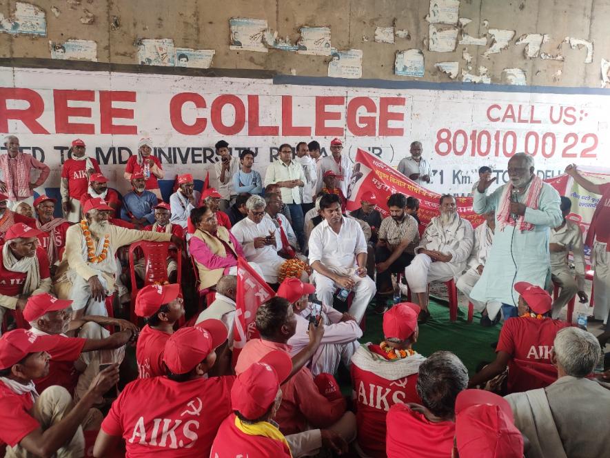 Badal Saroj addressing a gathering at Sarai