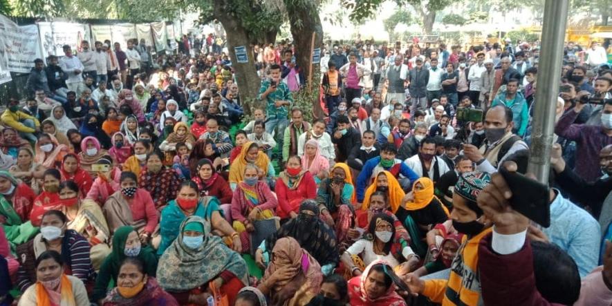 The protesters at Jantar Mantar were led by National Hawkers’ Federation (NHF).