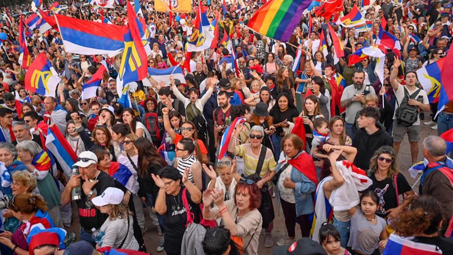 A rally for Yamandú Orsi, candidate for the Broad Front coalition (Photo: @Frente_Amplio via X)