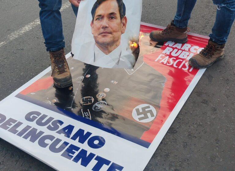 Symbolic act of rejection against Marco Rubio’s visit to Panama. Photo: SUNTRACS