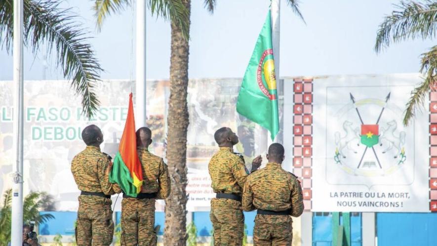 Unveiling of the new AES flag in Burkina Faso. Photo: Burkina Faso Presidency