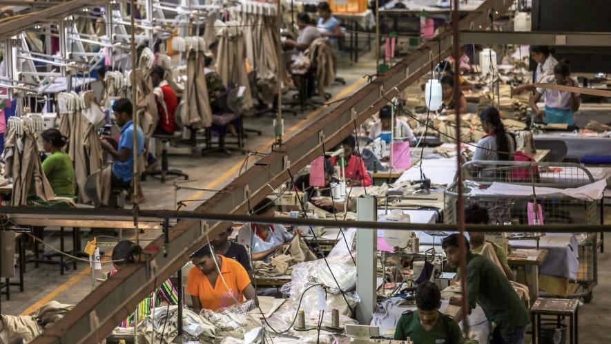 Garment workers in Sri Lanka. Photo: Asian Development Bank