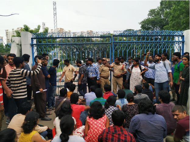 Hyderabad_Central_University_Students_Protest4.JPG